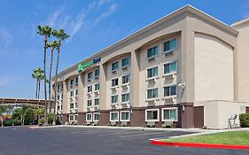 Holiday Inn Express Colton Ca